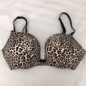 Victoria’s Secret Lined Demi Bra 32DD